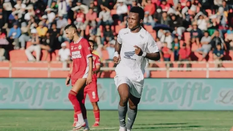 Hasil Dewa United Vs PSM: Gol Cantik Abu Kamara Permalukan Banten Warriors