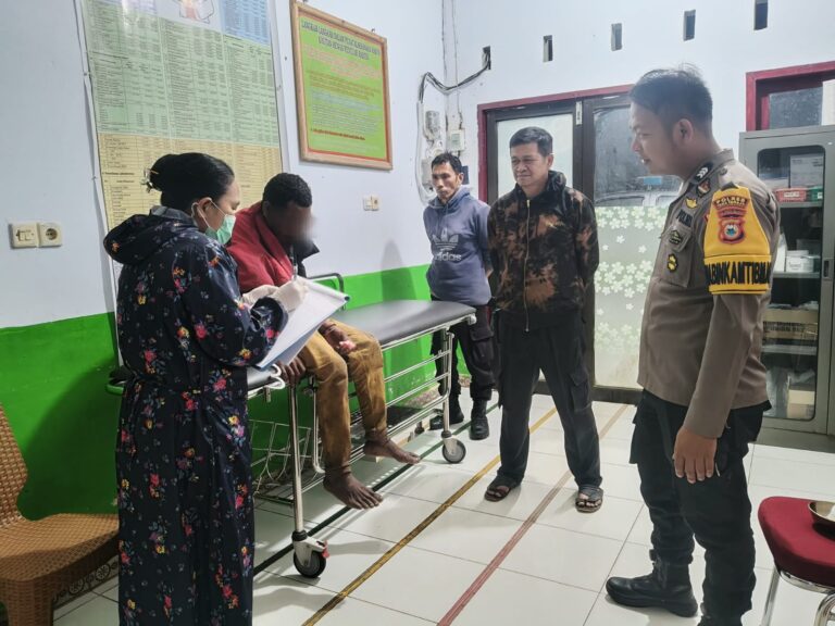 Pria Tak Dikenal dan Dicurigai Hendak Masuk Gereja Malam Hari Diamuk Warga Kini Diamankan Polisi