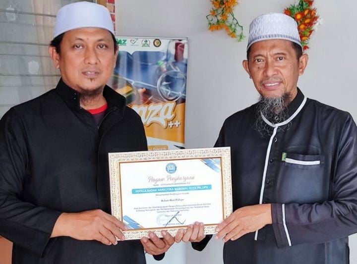 Rehab Hati Palopo Raih Penghargaan Atas Komitmen dan Kerjanya Wujudkan Indonesia Bersinar