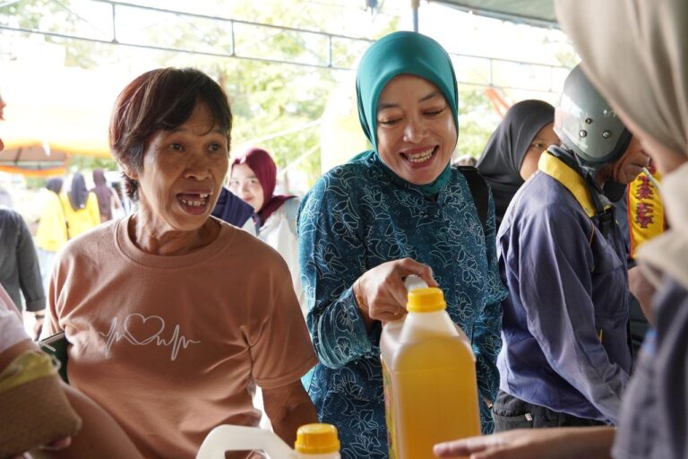 Pemkot Palopo Gelar Gerakan Pangan Murah di Lapangan Gaspa
