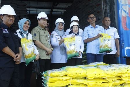 Wali Kota Naili Minta Pedagang Pasang Spanduk Harga Beras SPHP, Agar Mudah Dilihat Masyarakat