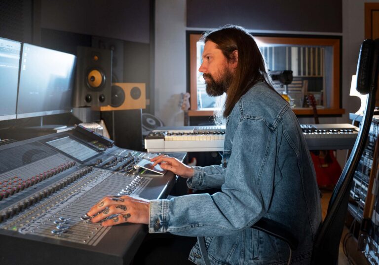 Your Top Picks for This Year’s Music Icons – Radio Gentara