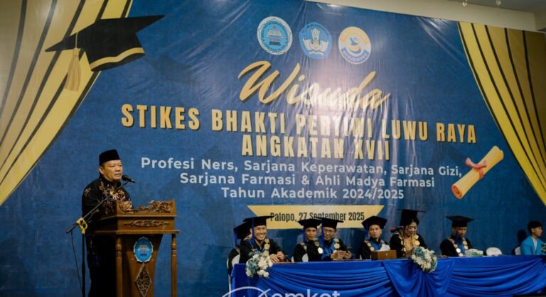 STIKES Luwu Raya Wisuda, Pemkot Beri Ucapan Selamat