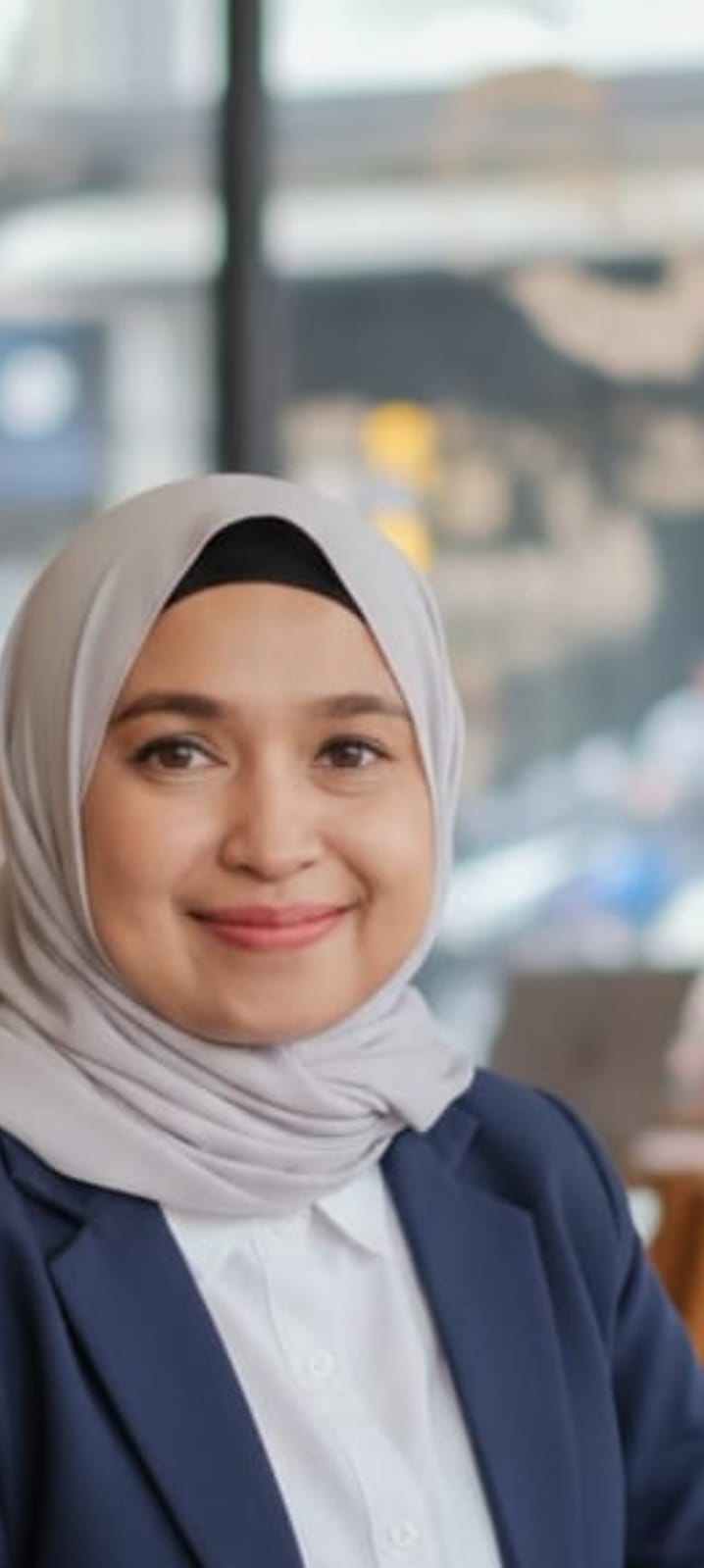 Kepala SDN 30 MattirowalieDampingi Siswa di Festival Tunas Bahasa Ibu Tingkat SD 2025