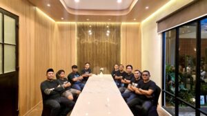 Hangatnya Idul Fitri, MJM Palopo Ajak Karyawan Terus Berbenah