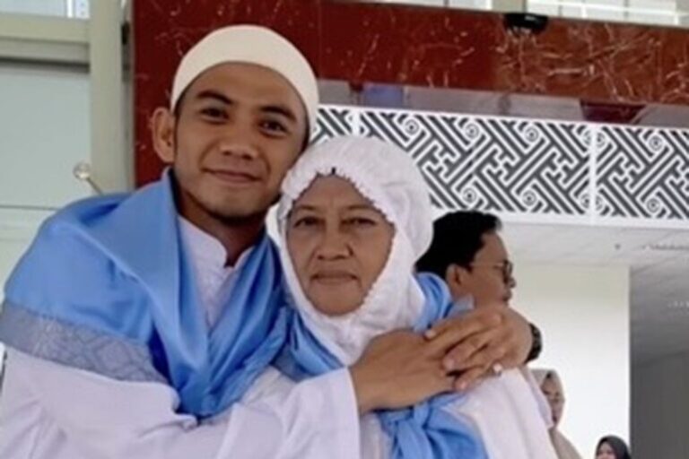 Rizki DA Berangkat Haji Gantikan sang Ayah – Radio TV Gentara